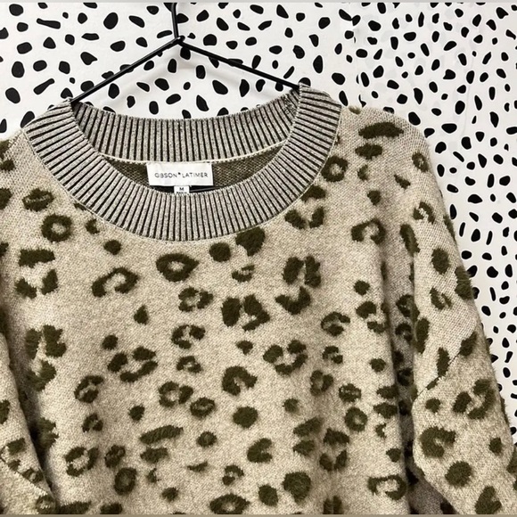 Gibson Latimer Soft soft soft Medium Leopard print sweater NEW!! - Picture 3 of 4